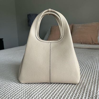COACH Lana Shoulder Bag 23 Ivory